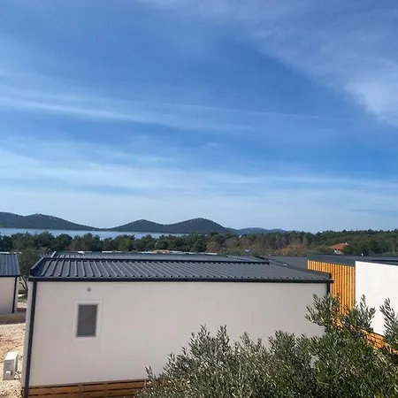 Kamp Roko * Drage